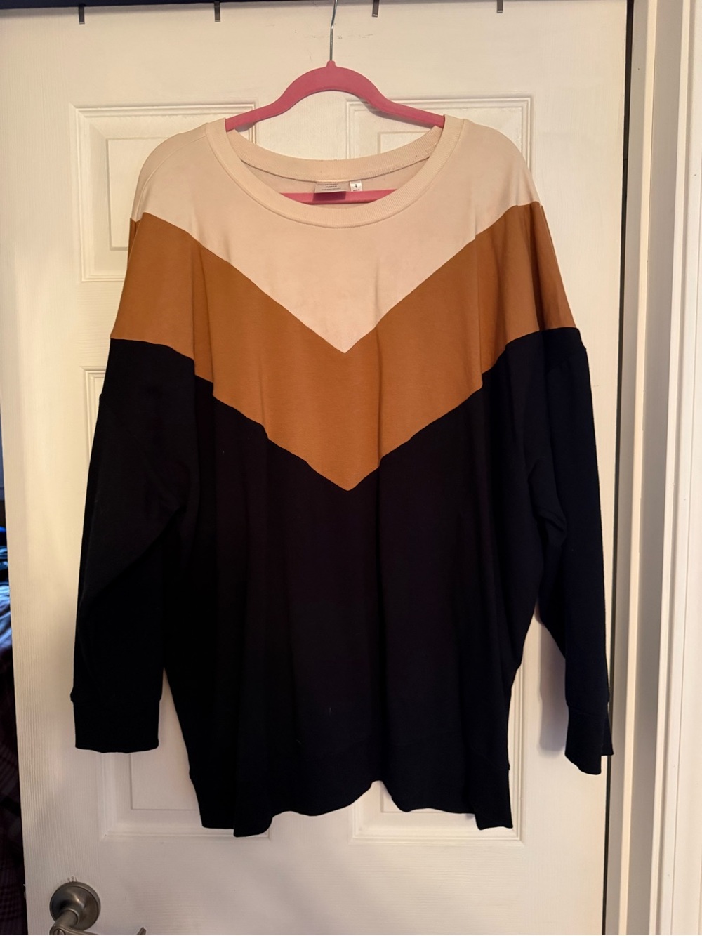 torrid Black, Camel & Cream Chevron Pullover